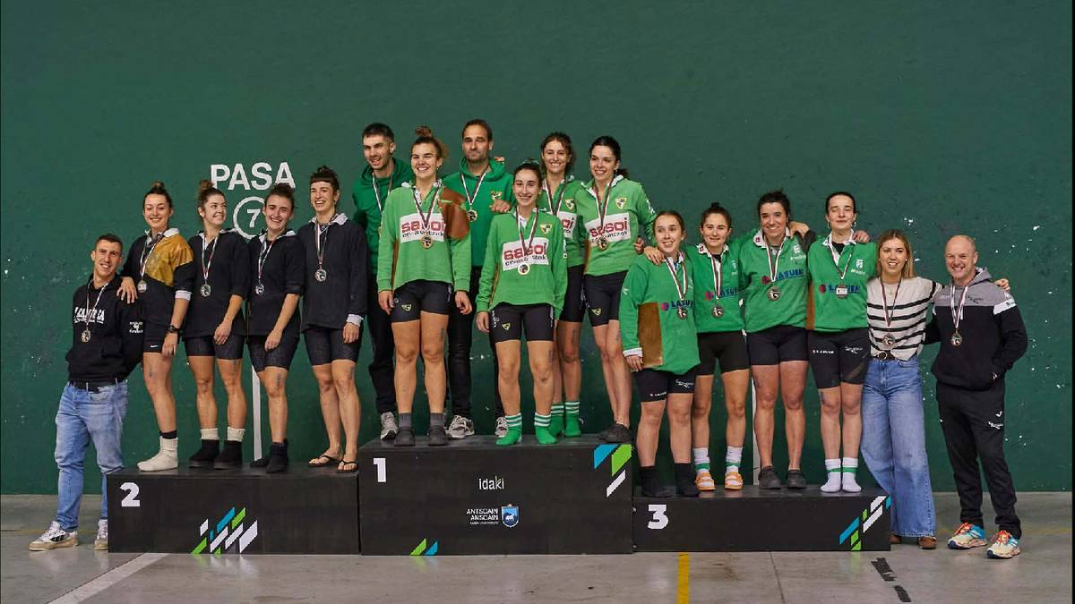 Emakumeen Euskal Herriko 4x4 sokatira txapelketa irabazi du Beti Gaztek