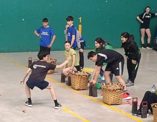 Basaburuko kirolariak bikain Nafarroako Kirol Jokoen hirugarren jardunaldian ere