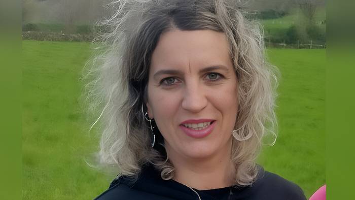 «Ezagutzan goiti goaz baina gero eta gehiago da solastatzeko gai ez dena»