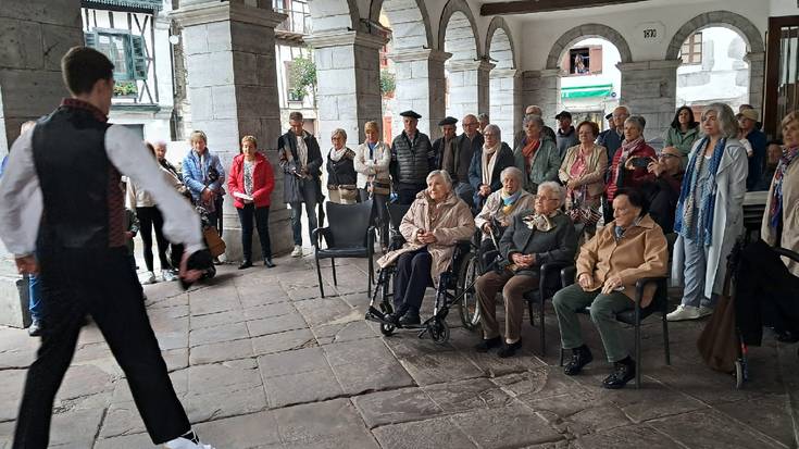 Lesakako San Fermin elkarteak giro ederrean ospatu du bere eguna