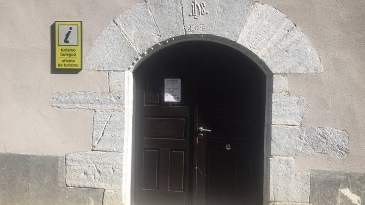 Udan Turismo Bulegoan aritzeko lan eskaintza egin du Lesakako Udalak