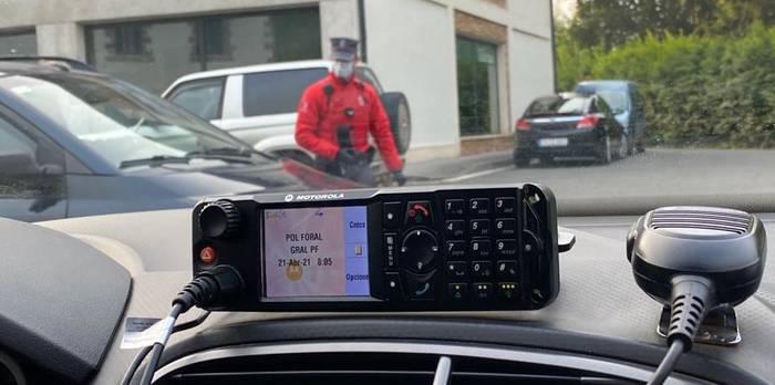 Foruzainek taxi gidari bat salatu dute Donezteben drogen aurkako kontrol batean positibo emateagatik
