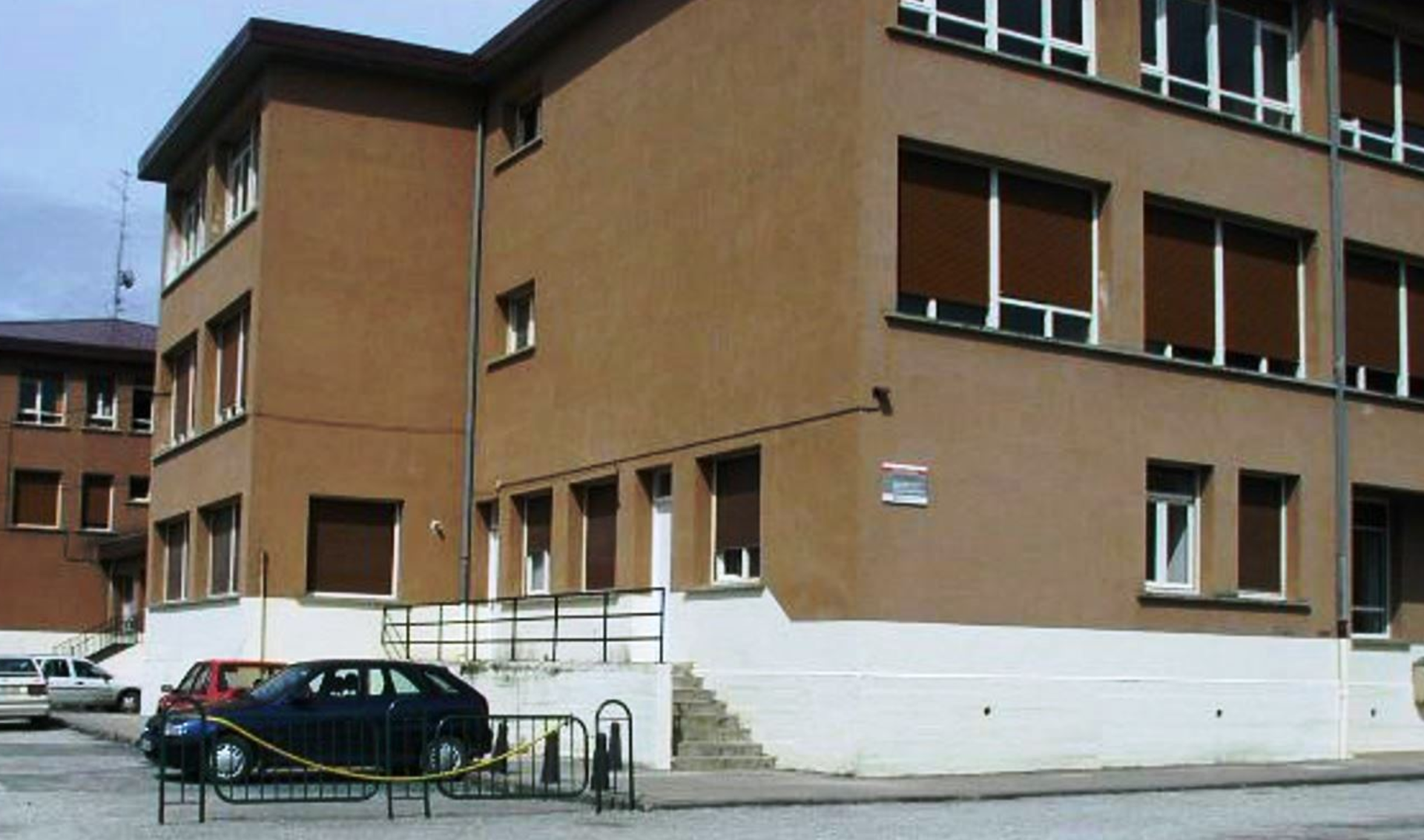 Elizondoko eskolako 23 ikasle konfinatu dituzte azken orduetan