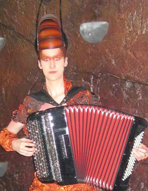 «Zirkoak aspektu guzietan duen maila ikaragarria da»