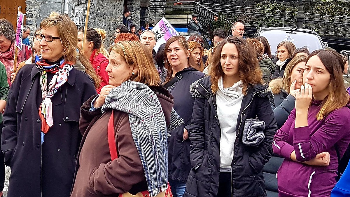Inkestako galdera berria: Pandemiak emakumezkoei eta gizonezkoei berdin eragin die?