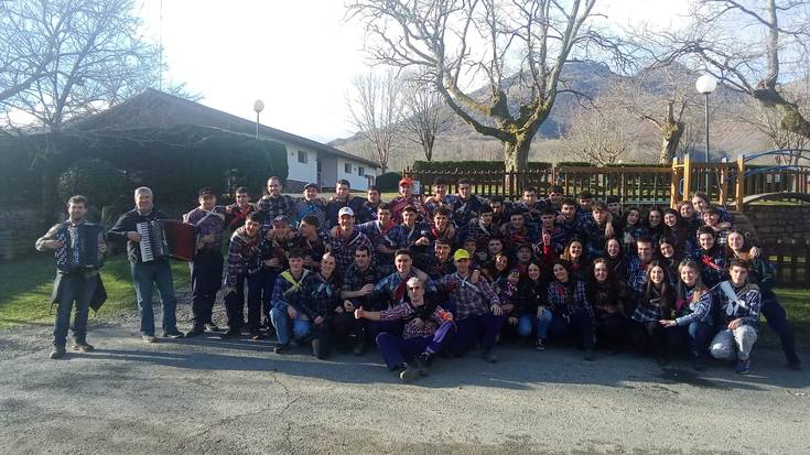 Sunbillako inauterien hasierako giroa zuzen zuzenean!