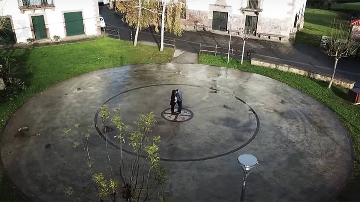 Arizkun Rock ekainaren 19an izanen dela iragartzeko bideoa egin dute