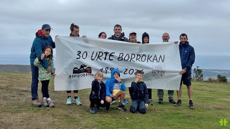 Giro ederrean ospatu dute Berako Espidobaita Elkartearen 30. urteurrena