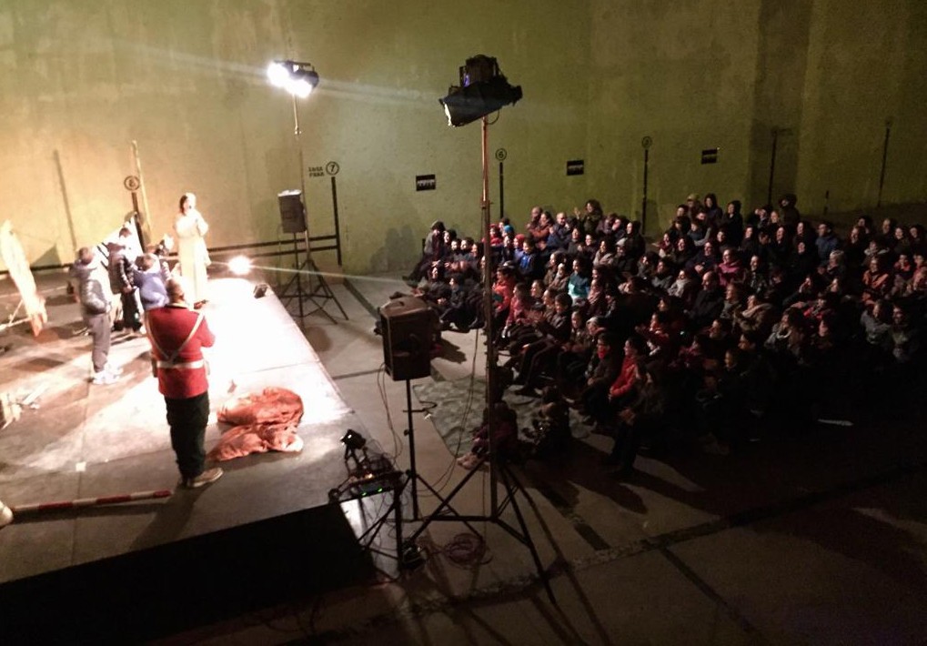 Pallasos en rebeldía taldeak emanaldi polita eskaini zuen larunbatean Arizkunen
