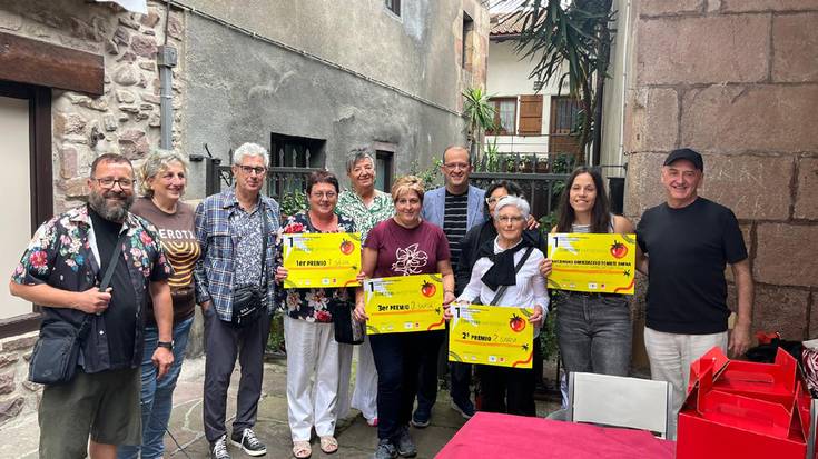 Isabel Gago sunbildarrak irabazi du tomate zaharraren lehen lehiaketa Donezteben