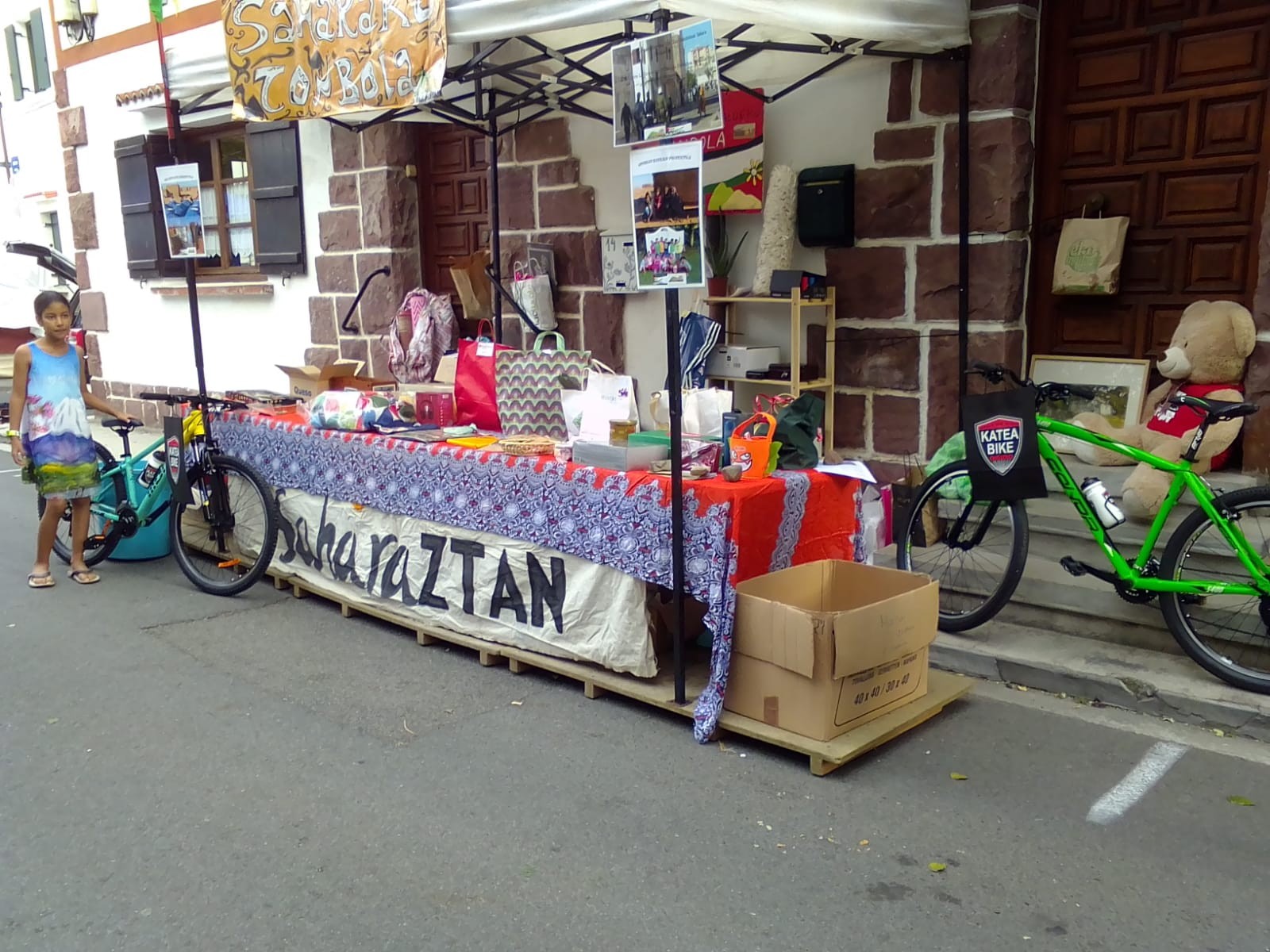 Saharaztanek postua paratuko du Doneztebeko ferian