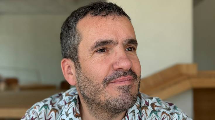 Landarte programan parte hartzen ari da Hasier Larretxea idazle arraioztarra