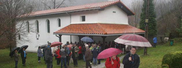 Euriari aurre eginez San Anton eguna ospatu zuten igandean Lesakan