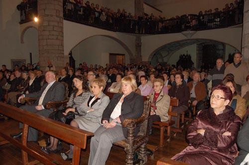 Urte bukaerako besta ospatuko du Arkupeak elkarteak azaroaren 20an Donezteben