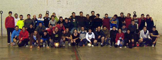 Futbito txapelketa mixtoa jokatu da Goizuetan