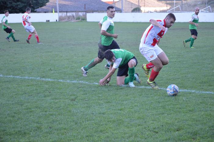 Igoera zuzena lotzen hasteko partida garrantzitsua du Doneztebe futbol talde nagusiak