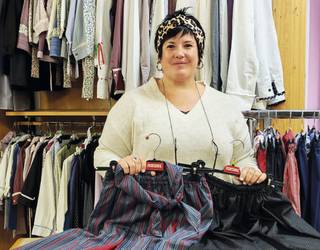 «Saltzeko gaude, baina nola jantzi erakusteko ere bai»