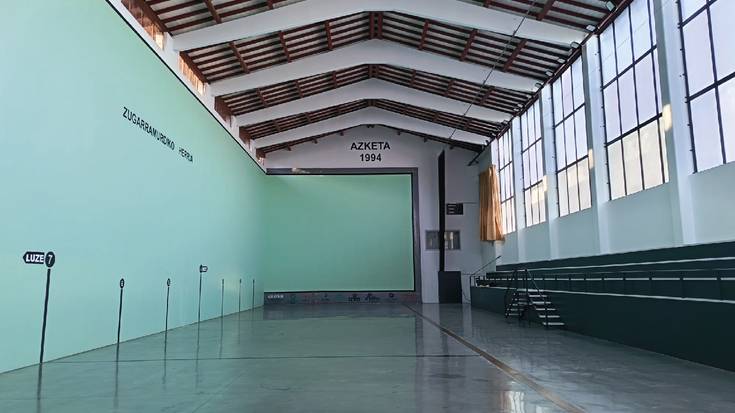 Zugarramurdiko frontoi berrituaren inaugurazio bestako bazkarirako txartelak eskuratzeko azken eguna da gaur