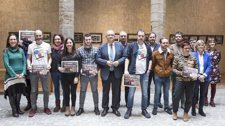 Iban Garro eta Eneko Fernandez Iruñeko Udaleko Egile Berrientzako Euskarazko XXIX. Literatur Lehiaketaren irabazle