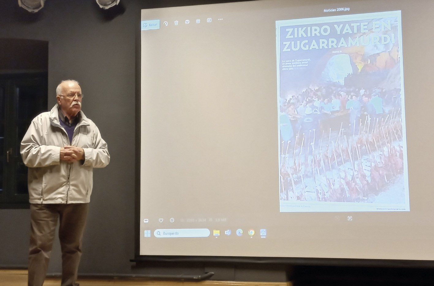 Prentsan agertutako Zugarramurdiko kontuez hitzaldi interesgarria eman dute