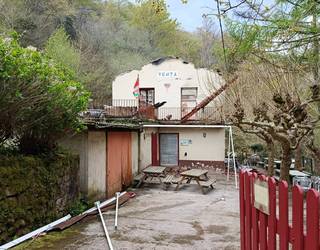 Suak erabat kiskali du Berako Intzola zaharra benta