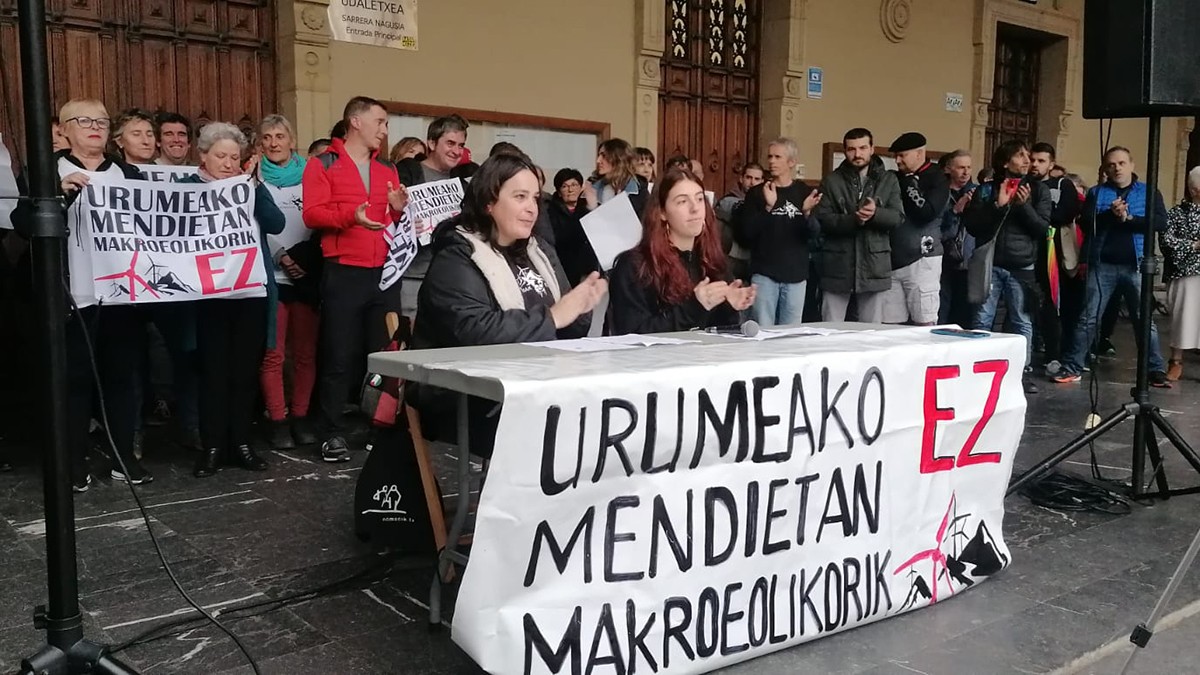 Eolikoen bueltan hitzordua antolatu dute Aranon martxoaren 15ean