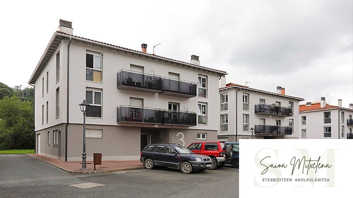 Saioa Mitxelena Inmobiliaria: Lesakan apartamentua salgai
