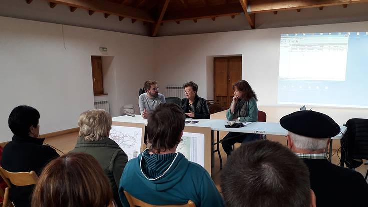 Helpbidea egitasmoari buruzko informazioa emateko bilera Donamarian