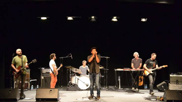 Erabatera taldeak kontzertua eskaini du Berako Kultur Etxean