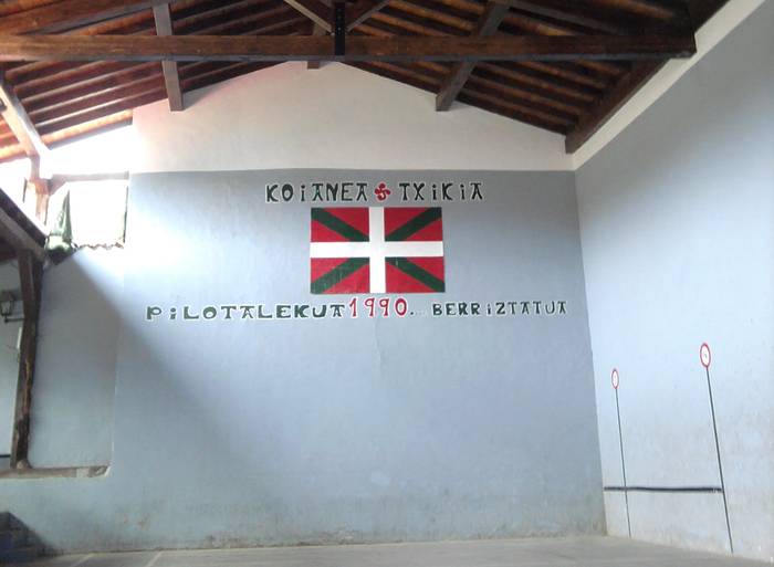 Haur jokoak, talo jatea eta diskofesta izanen dituzte Aurtitzen ortzirale honetan