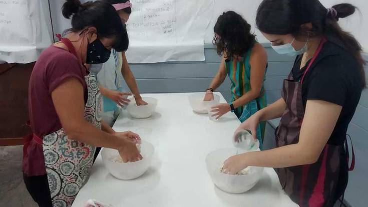 Ogia egiteko tailerra egin dute Zubietan