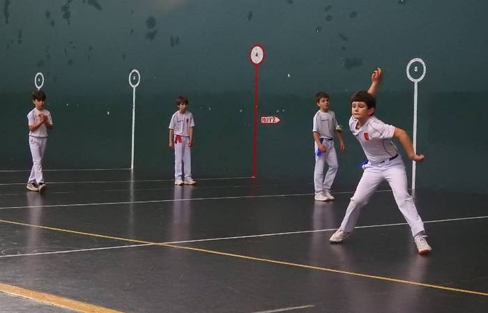 Arkupe elkartearen III. eskuz binakako pilota txapelketa igandean abiatuko da