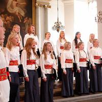 Suediako Adolf Fredrik’s Girls Choir abesbatzaren kontzertua asteartean Beran