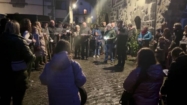 Kopla kantari ibili dira Leitzan Santa Ageda bezperan