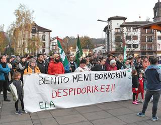 Kaleratzeen kontra mobilizazioekin segitzen dute Benito Menniko langileek