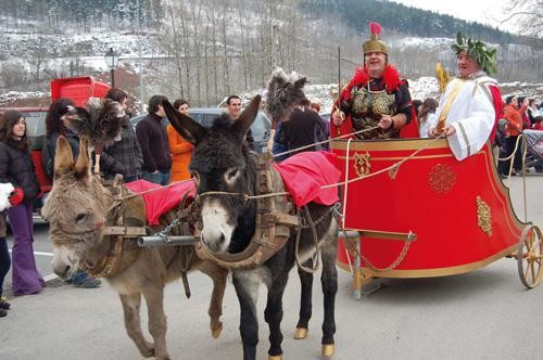 Ortzegun arratseko trikipoteoarekin abiatuko dira Doneztebeko inauteriak