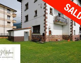 Saioa Mitxelena Inmobiliaria: Donezteben pisua salgai