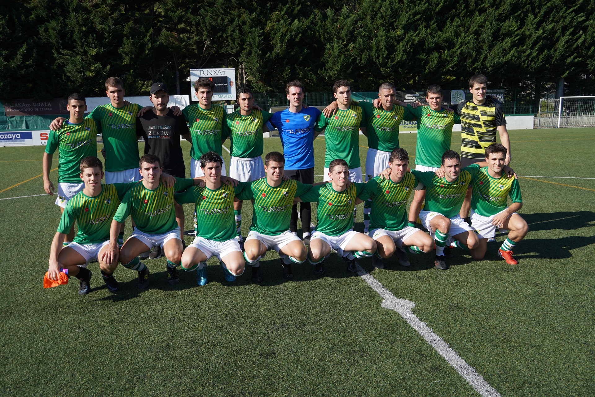 Pilarika egunean aritu diren futbol taldeentzat jardunaldia kaxkarra izan da