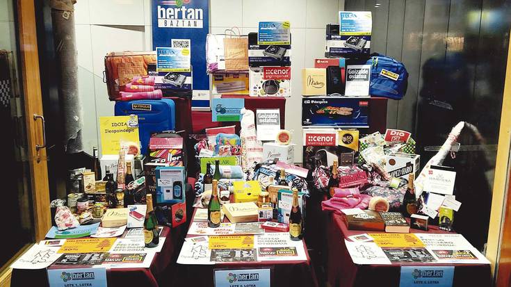 Bertan Baztan elkarteak bezeroen babesa eskertzeko hiru saski zozkatuko ditu abenduaren 15ean, 22an eta 29an