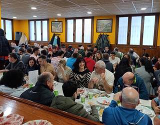 [ARGAZKIAK] Egun borobila ospatu dute Sunbillako kantu zaharren egunaren bueltan