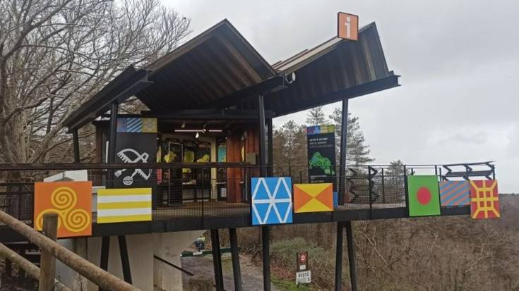 Langilerik gabeko turismo bulegoa ireki dute Ibardinen