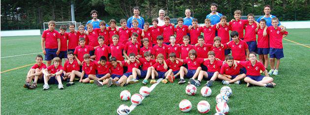Erriberako Futbol Eskolaren Campusak lehen txanda Lesakan da