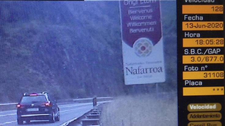 Abiadura-kontrol gehiago Endarlatsa eta Bera arteko errepidean