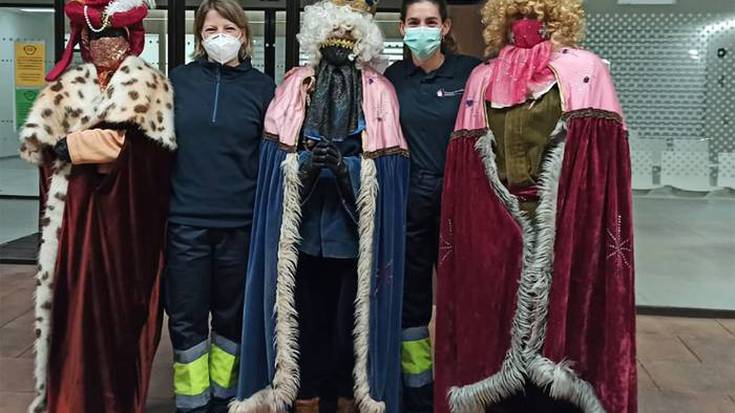 Doneztebeko karriketan barna ibiliko dira gaur Hiru Errege Magoak