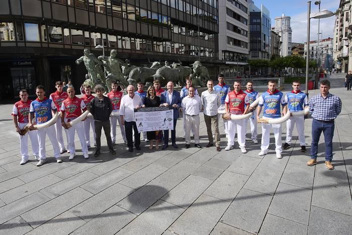 San Fermin erremonte profesionaleko txapelketa aurkeztu dute