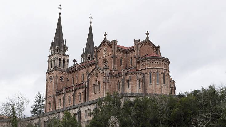 Arkupeak elkartearen Asturiasko bidaian izen ematea astelehenean eta asteartean egin beharko da