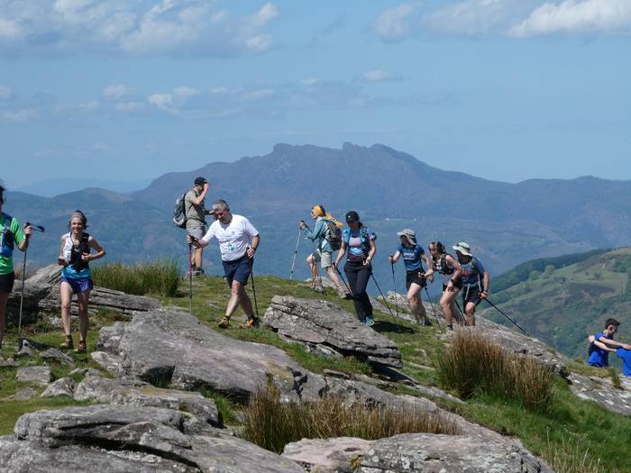 549 mendizalek osatu dute Etxalarko VI. Mendi Itzulia