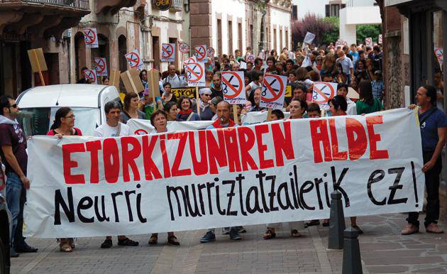 Murrizketei ezetz erran diete ehunka lagunek