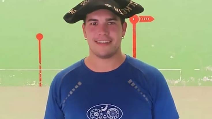 Aritz Elizegi gartzaindarrak irabazi du Zubiriko frontenis txapelketa ere