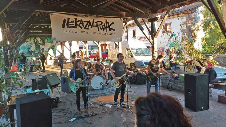 Nekazalpunk jaialdia eginen dute urriaren 3an Elizondon